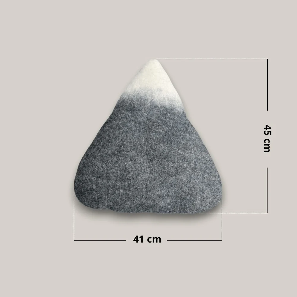New Heidi-Coussin 1 Montagne